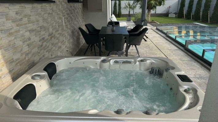 Whirlpool auf der Terrasse
