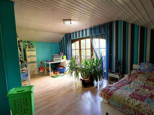 Kinderzimmer 3 im OG