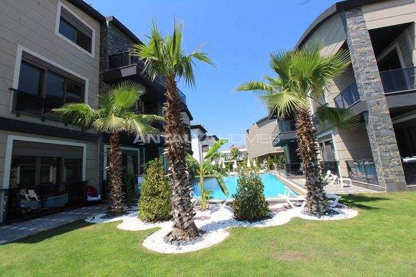 Key-Ready Flats in Complex with Pool Near the Beach in Belek