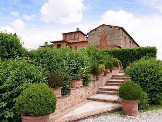 Luxushotel in Sinalunga Stadt