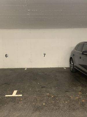 Garagenparkplatz