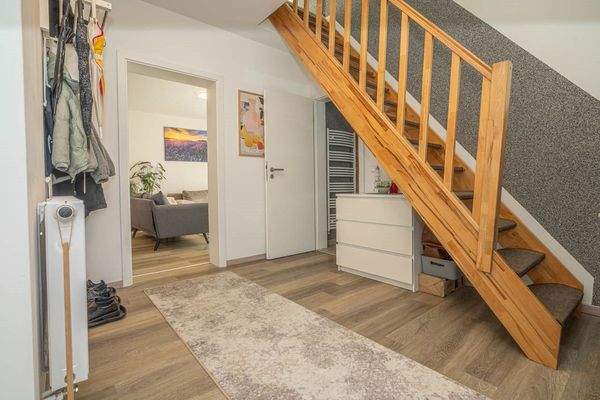 DH1, rechte Hälfte: Eingangsbereich