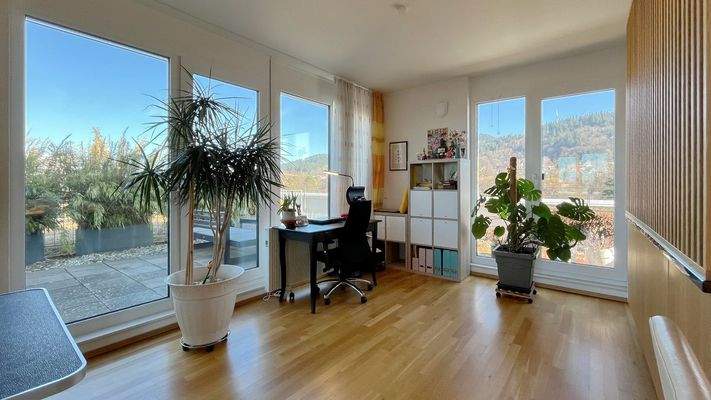 Der halboffen abgetrennte Bereich bietet vielseitige Nutzungsmöglichkeiten 