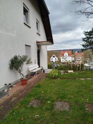 Vorgarten mit Hauseingang