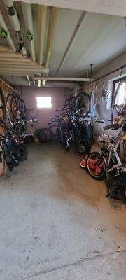 Fahrradabstellbereich UG
