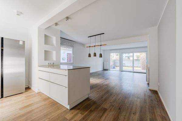 Kitchen and living room