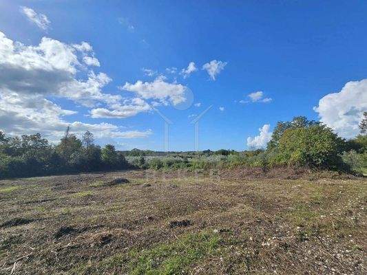 Baugrundstück mit Meerblick in Brtonigla