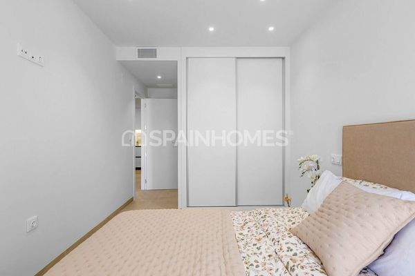 3-Bedroom Apartments with Rooftop Pool in Alicante Jacarilla