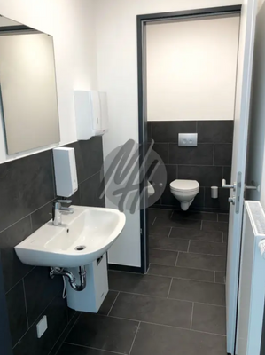 INFOS UNTER: 06171-586000