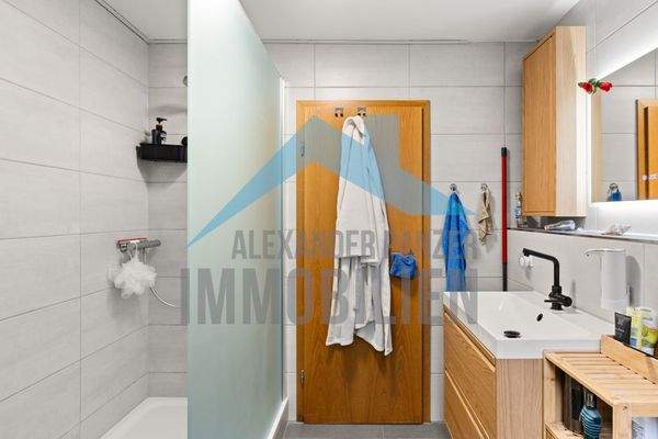 Wohnung links - Dachgeschoss