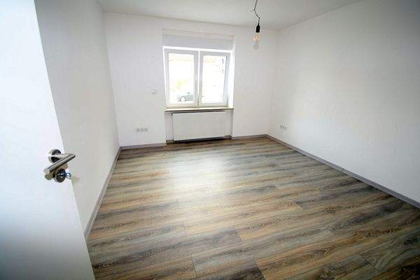 Elternschlafzimmer Whg1.jpg