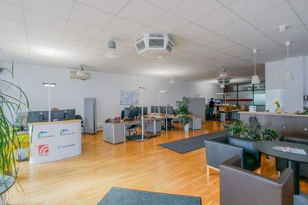 Eingangsbereich/ Büro