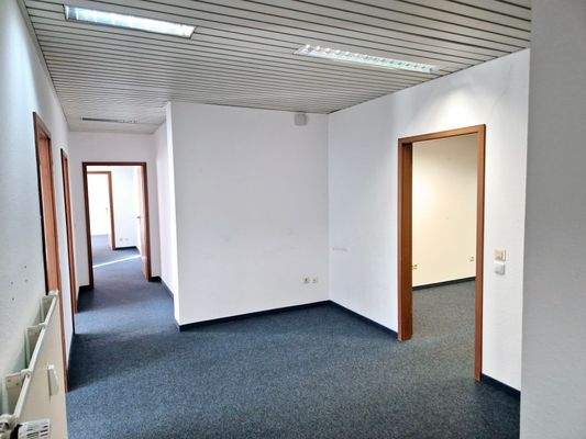 Bürofläche1.jpg