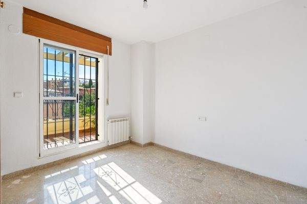 CASA CALLE SANTA CRUZ 94  0023-min.jpg