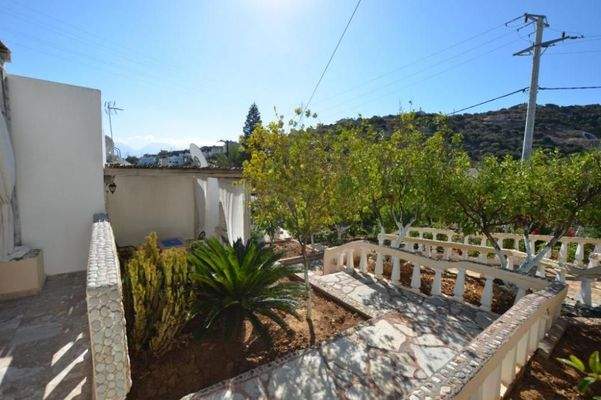 Kreta, Ammoudara: Komplex aus 1 Villa und 4 Bungalows in Strandnähe zu verkaufen