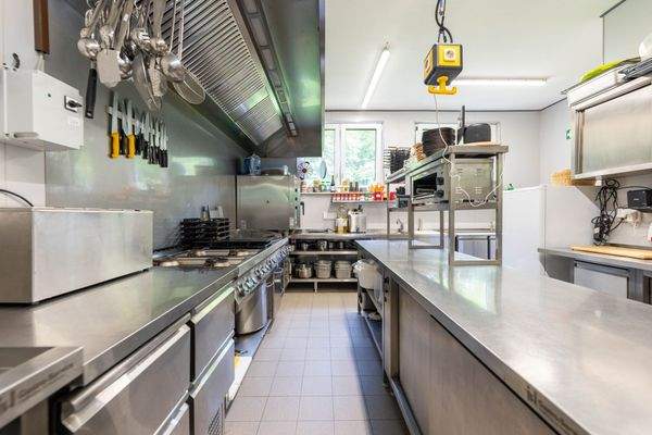 hochwertige Gastronomieküche