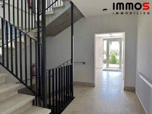 Großzügiges Stiegenhaus