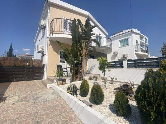 663933-semi-detached-villa-for-sale-in-kato-paphos