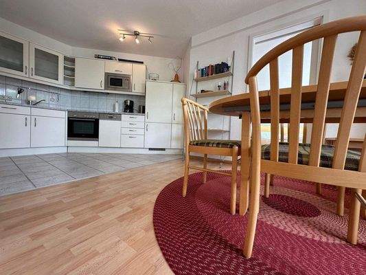 Küchen- und Essbereich