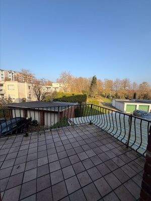 Balkonblick ins Grüne