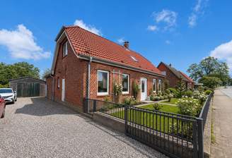 HAUS VORDERANSICHT.PNG