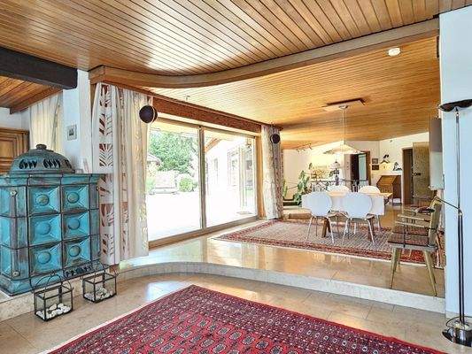 Wohnen Essen mit Kachelofen