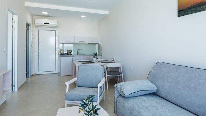 Hotel-for-sale-in-Chania-For-Sale-Hotel-for-sale-i