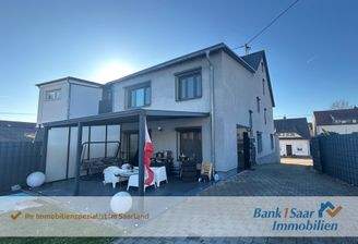 Rück-/Seitenansicht