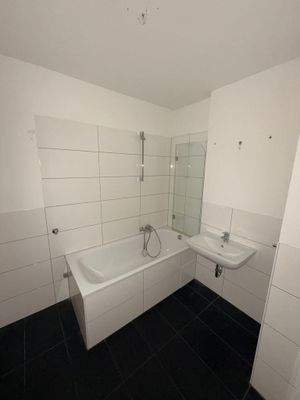 Modernes Badezimmer