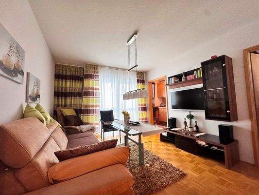 Wohnzimmer Ansicht 1