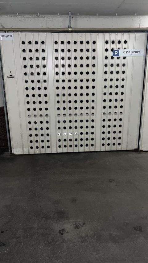 Bochum Garage, Bochum Stellplatz