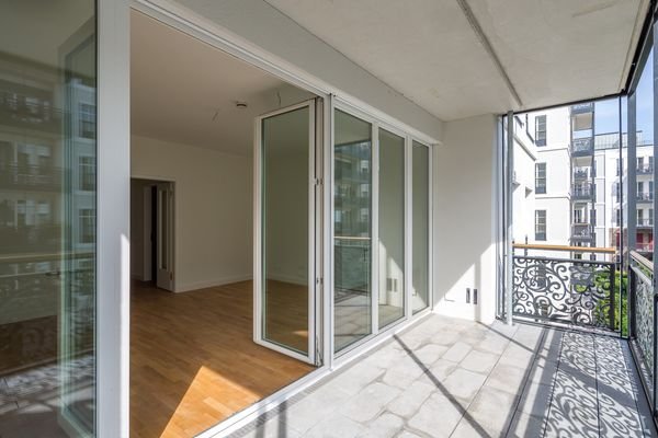 LOGGIA