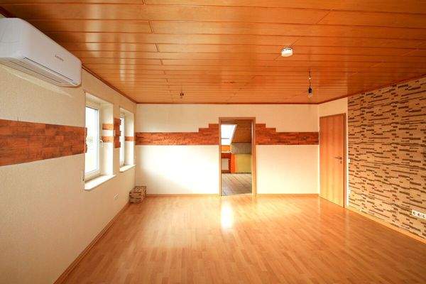 Wohnzimmer Ansicht B