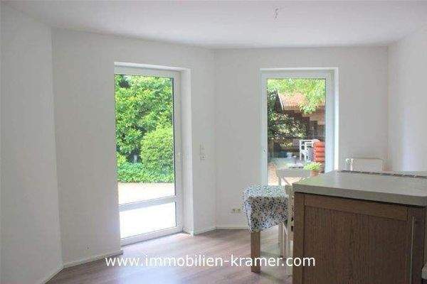 Wohnküche mit Zugang zur Südterrasse