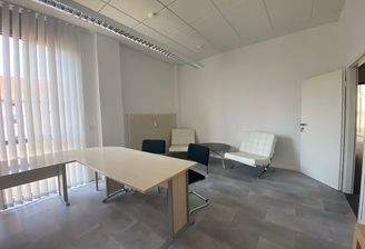 Modernes helle Büro!