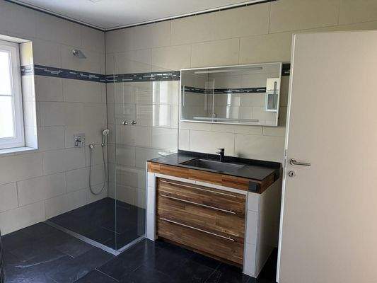 20251014_114926372_iOS