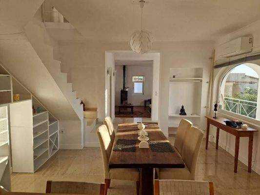 Zweistöckiges Haus mit Gästezimmer zum Verkauf in Kato Poros