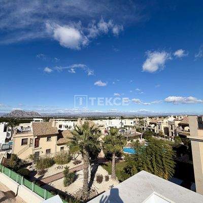 Contemporary Golf Apartments in a Lush Complex in Algorfa