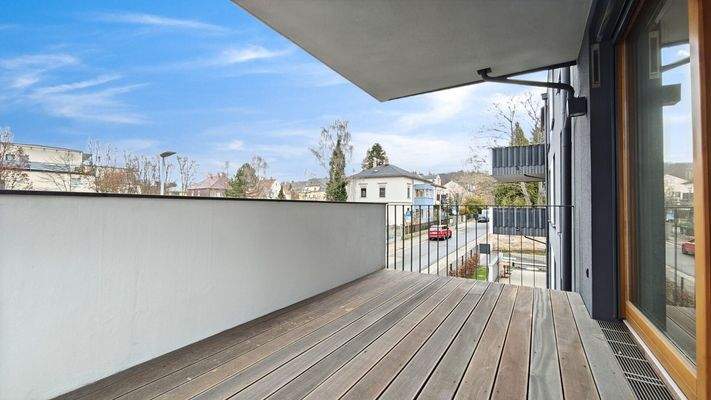 großzügiger Balkon