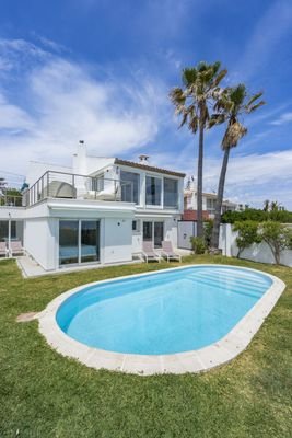 Photo: Villa in Estepona