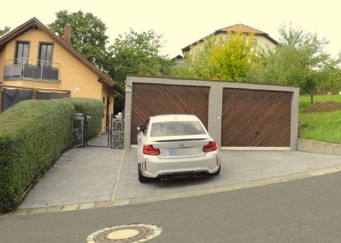 Einfamilienhaus mit Doppelgarage - Schmuckstück mit PV und WP in Riedbach