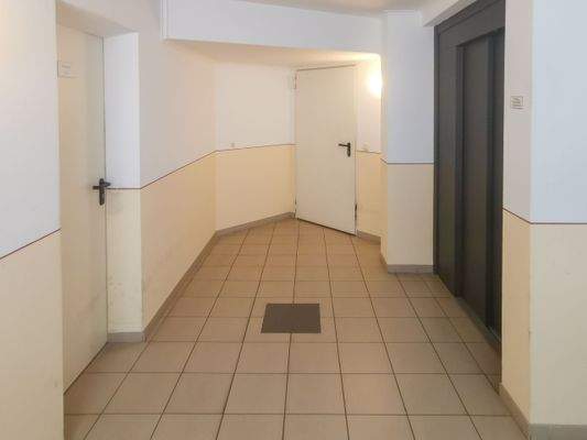 Sauberer Kellerbereich