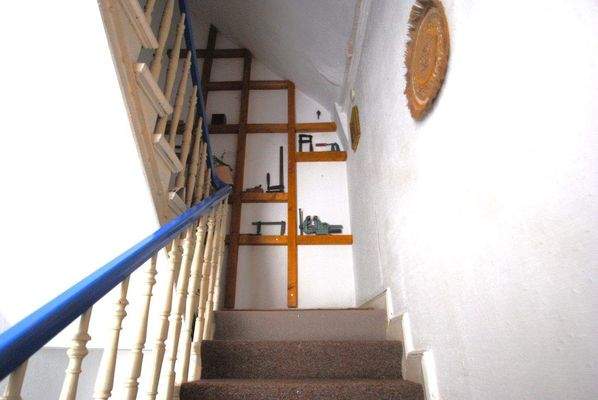 Treppe zum Dachgeschoss