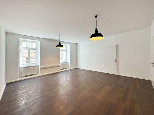 Büro-/Praxisfläche