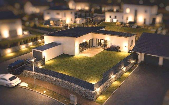 NACHTAUFNAHME (OUTDOOR STAGING)