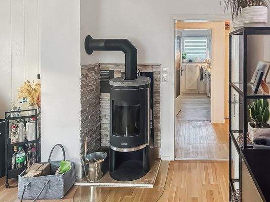 Wohnzimmer mit Kamin