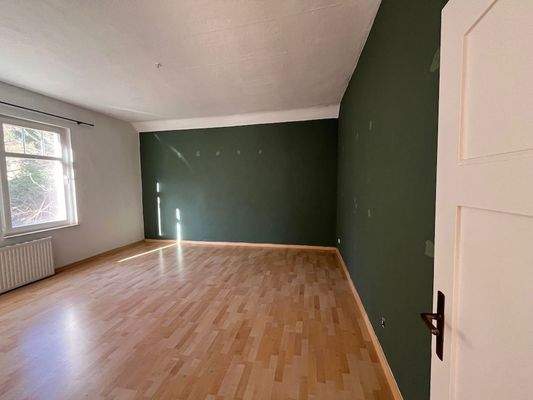 004020156800_302_358_1410202505404117