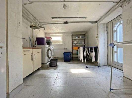 Wasch- und Trockenraum - Weitwinkel
