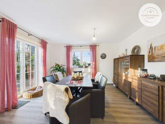 Wohn- und Essbereich