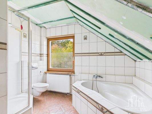 CAM02839G0-PR0332-STILL025